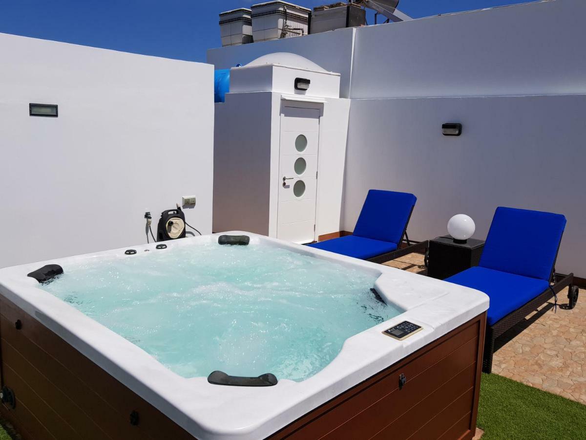 ラスパルマス・デ・グランカナリア Fantastica Vivienda Familiar Con Jacuzzi Y Saunaヴィラ エクステリア 写真